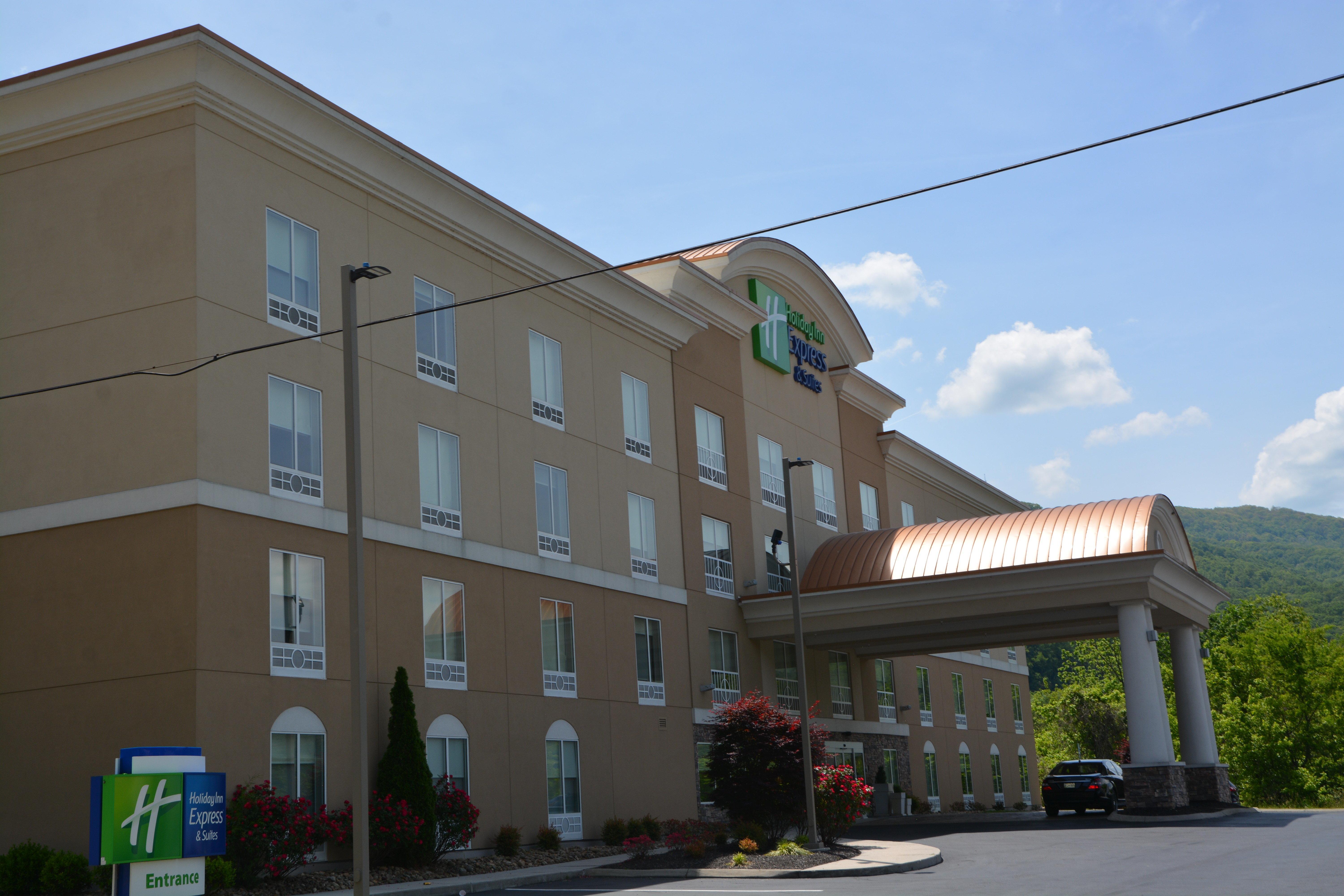 Holiday Inn Express & Suites Caryville By Ihg Экстерьер фото